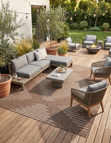 10' x 13' Easy-Clean Modern Indoor / Outdoor Rug