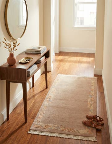 2' 6 x 4' 9 Hand Knotted Nepal Wool Rug