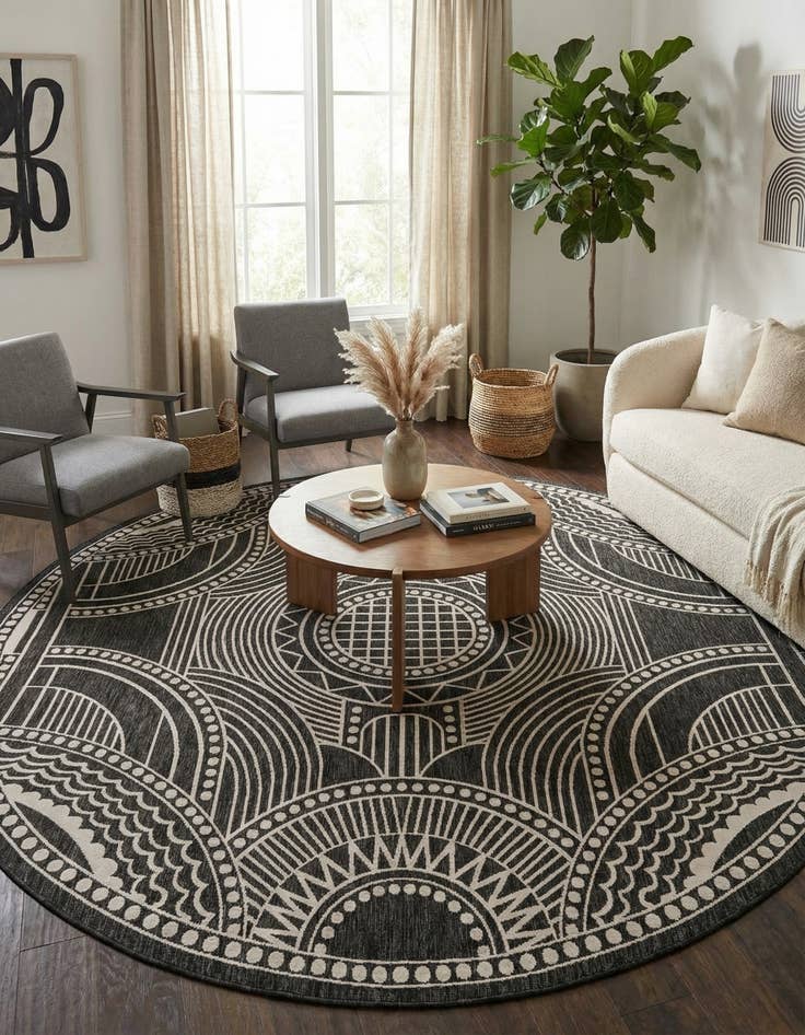 Detail image of 10' x 10' Easy-Clean Traditional Indoor / Outdoor Round Rug