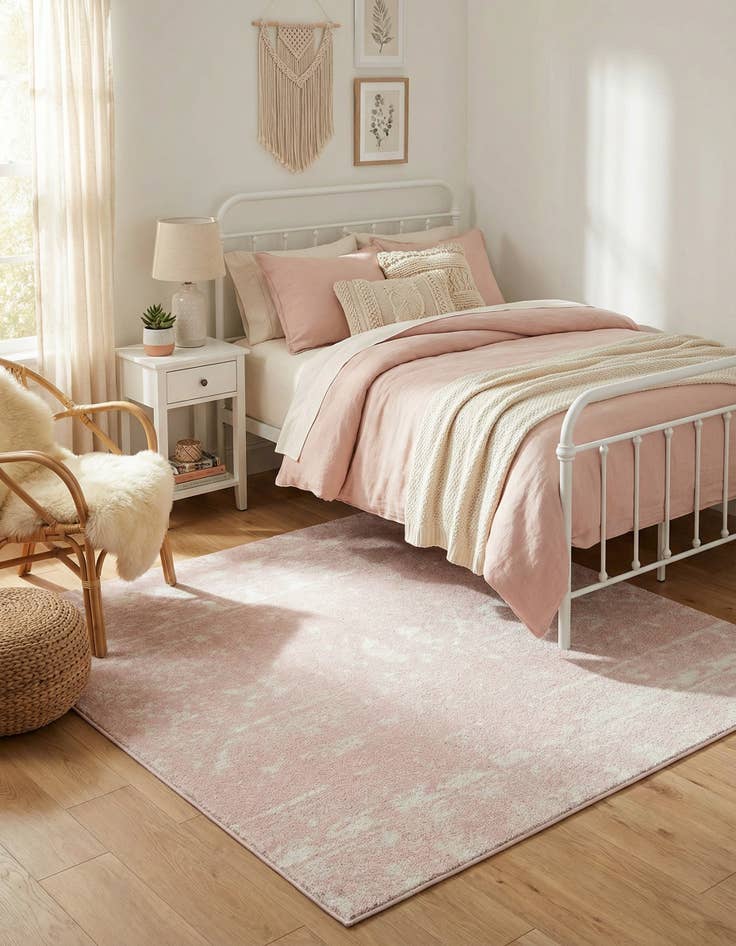 Detail image of 5' 3 x 5' 3 Lennon Square Rug