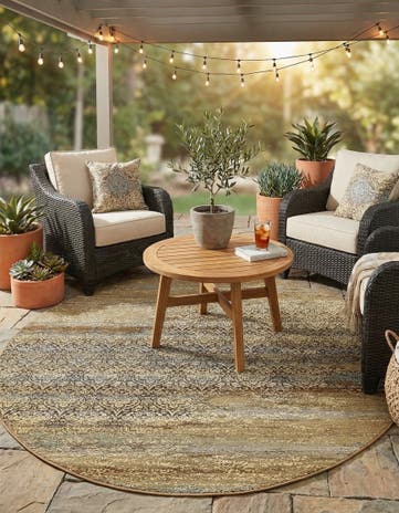 Beige Easy-Clean Botanical Indoor / Outdoor Round Rug