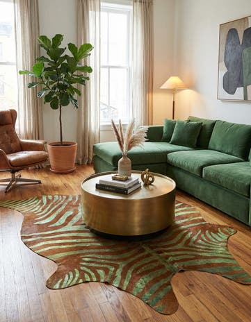 6' 7 x 7' 4 Cowhide Leather Freeform Rug