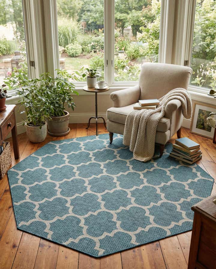 7' 10 x 7' 10 Easy-Clean Lattice Indoor / Outdoor Octagon Rug
