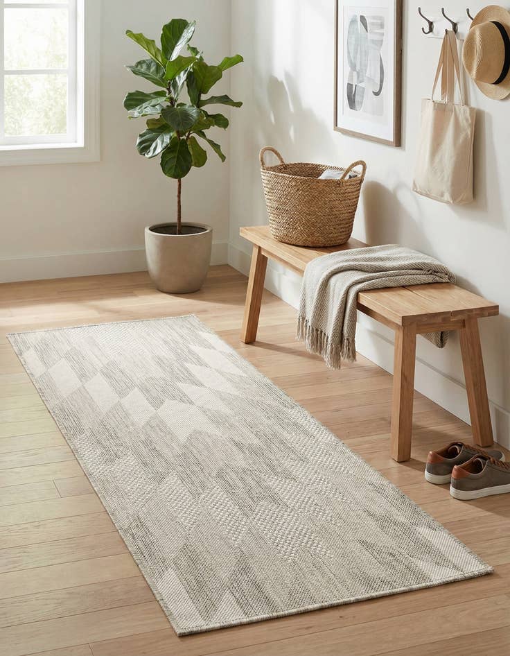 Detail image of  2' x 4'  Washable Modern Indoor / Outdoor Runner Rug