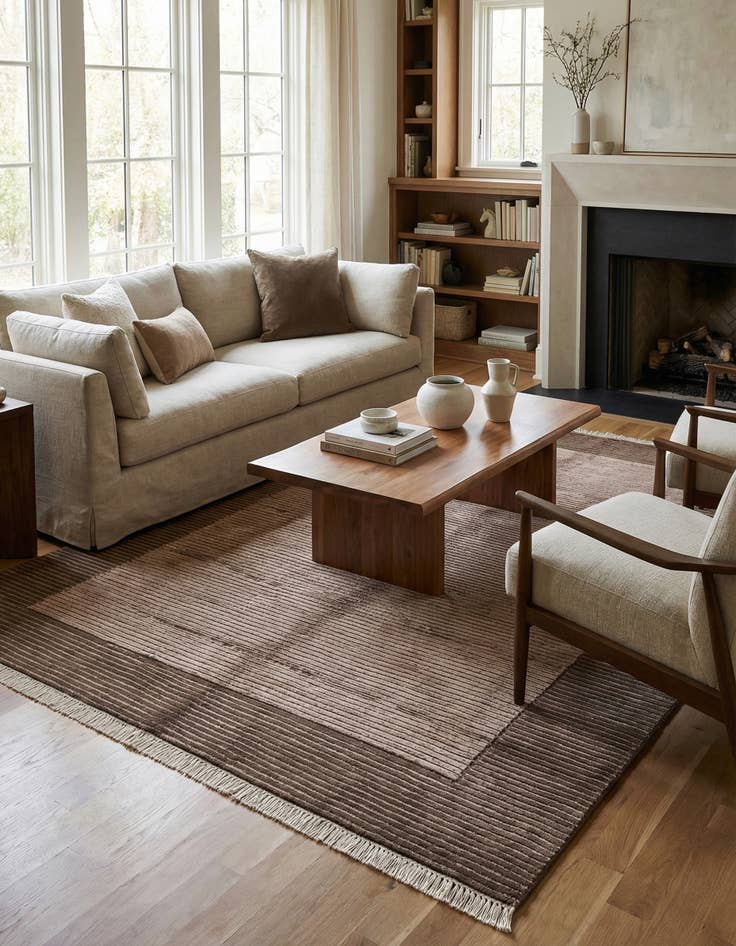 Detail image of 4' 10 x 6' 8  Hand Knotted Darya Wool Rug