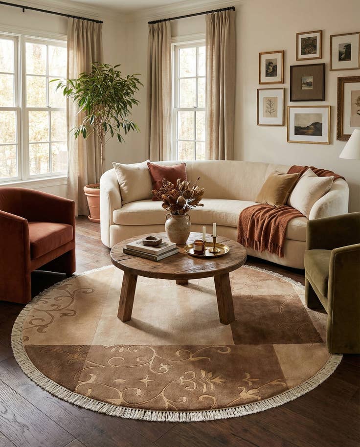 Detail image of 5' x 5' Hand Knotted Darya Wool Round Rug