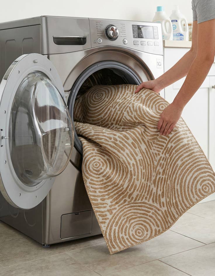 Detail image of  5' 3 x 7'  Washable Modern Indoor / Outdoor Rug