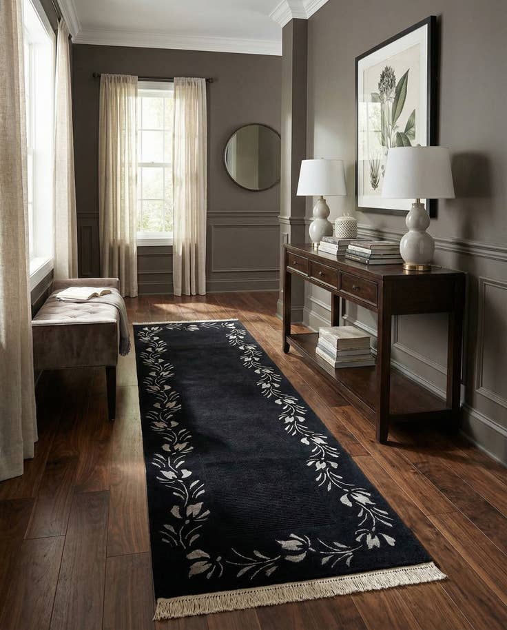 Detail image of 2' 11 x 9' 9 Hand Knotted Darya Wool Runner Rug