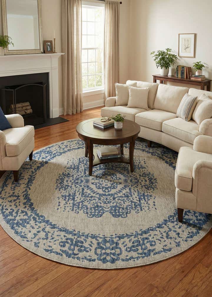 10' x 10' Easy-Clean Traditional Indoor / Outdoor Round Rug