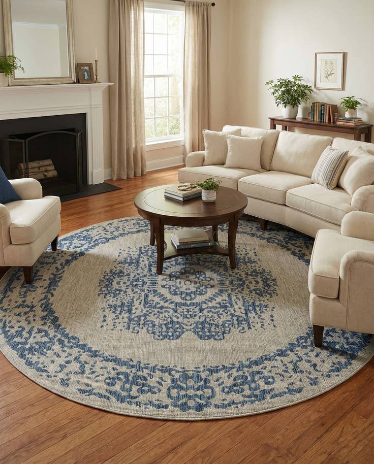 Detail image of 10' x 10' Easy-Clean Traditional Indoor / Outdoor Round Rug