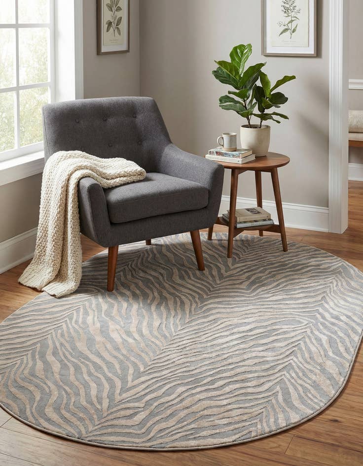 Detail image of  5' 3 x 8' Finsbury Oval Rug