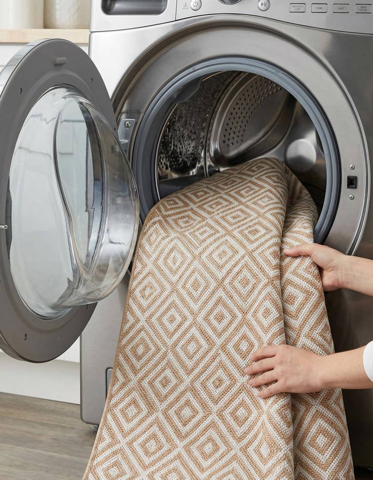 Detail image of 7' x 10'  Washable Jill Zarin Costa Rica Indoor / Outdoor Rug