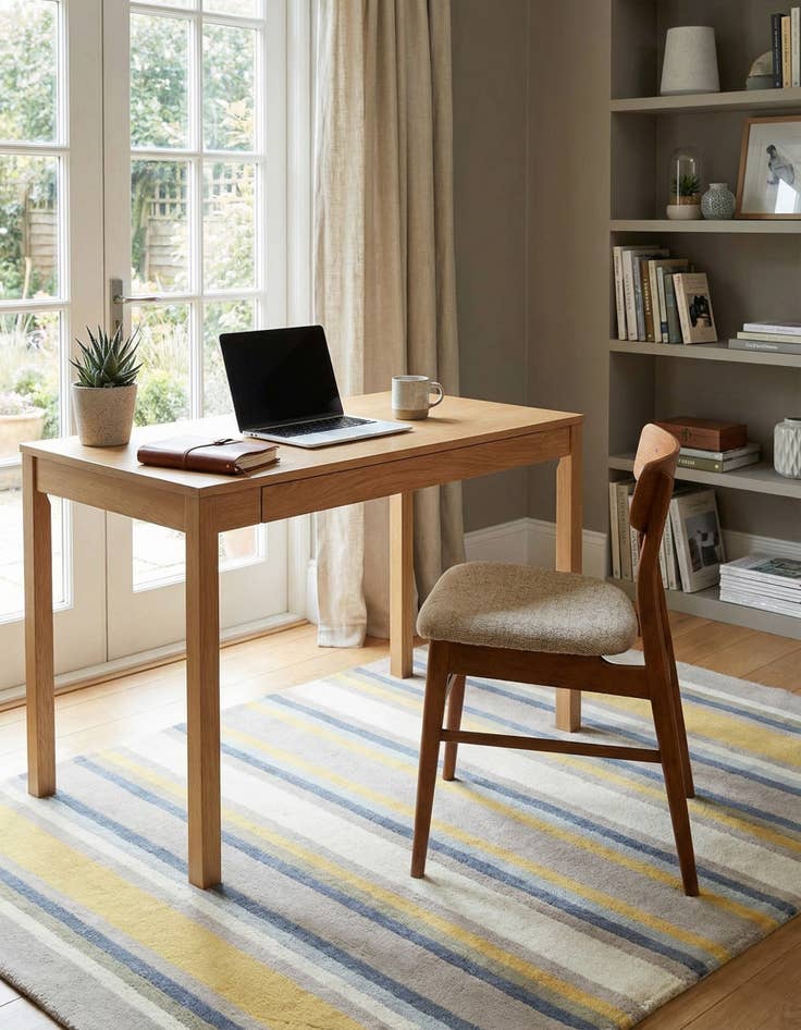 Detail image of  4' x 5' 6 Luna Wool Rug