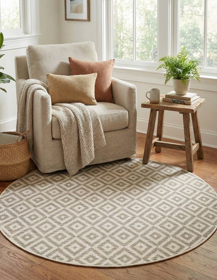 Detail image of 4' x 4'  Washable Jill Zarin Costa Rica Indoor / Outdoor Round Rug