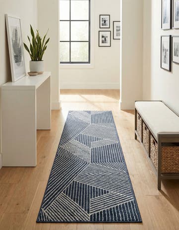 2' 7 x 10' Oslo Runner Rug