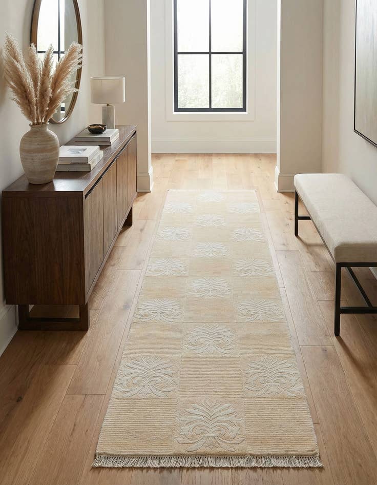 Detail image of 2' 7 x 9' 8  Hand Knotted Darya Wool Runner Rug