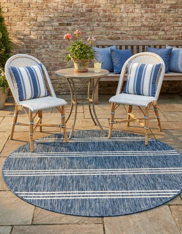 Blue Easy-Clean Jill Zarin Anguilla Indoor / Outdoor Round Rug