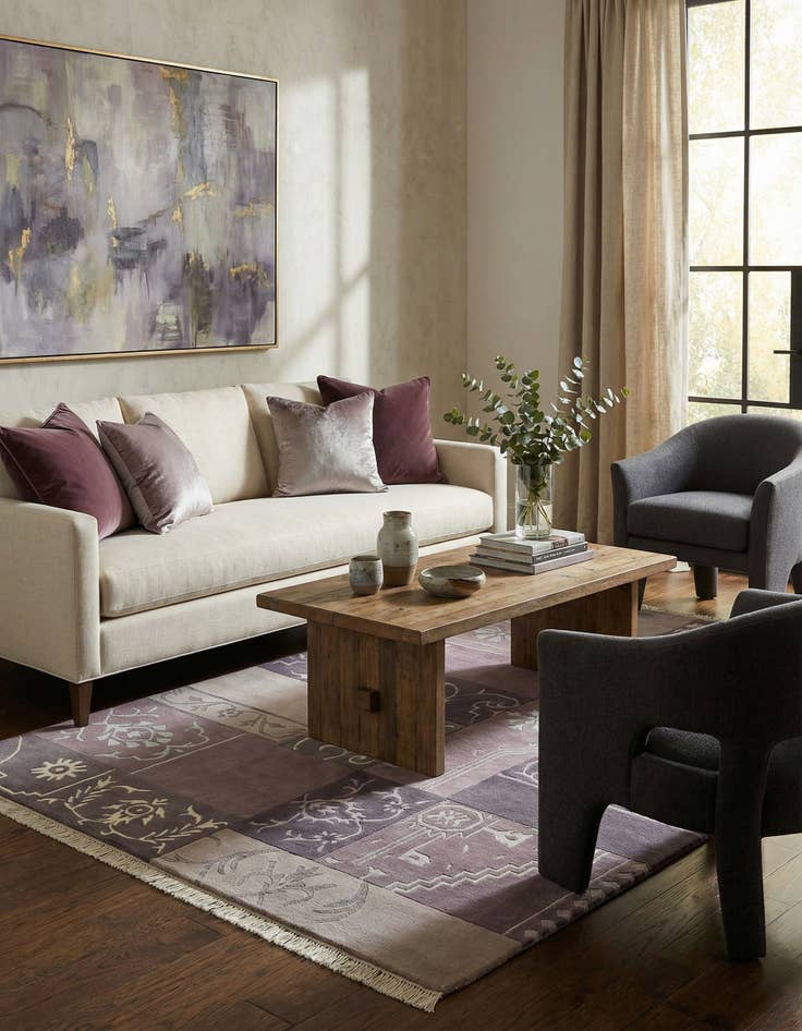 Detail image of  4' 7 x 6' 7  Hand Knotted Darya Wool Rug