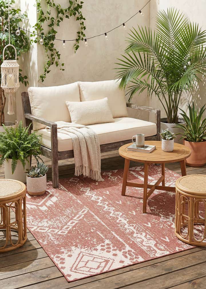7' x 7' Easy-Clean Bohemian Indoor / Outdoor Square Rug