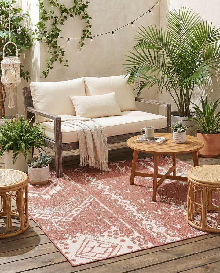 7' x 7' Easy-Clean Bohemian Indoor / Outdoor Square Rug