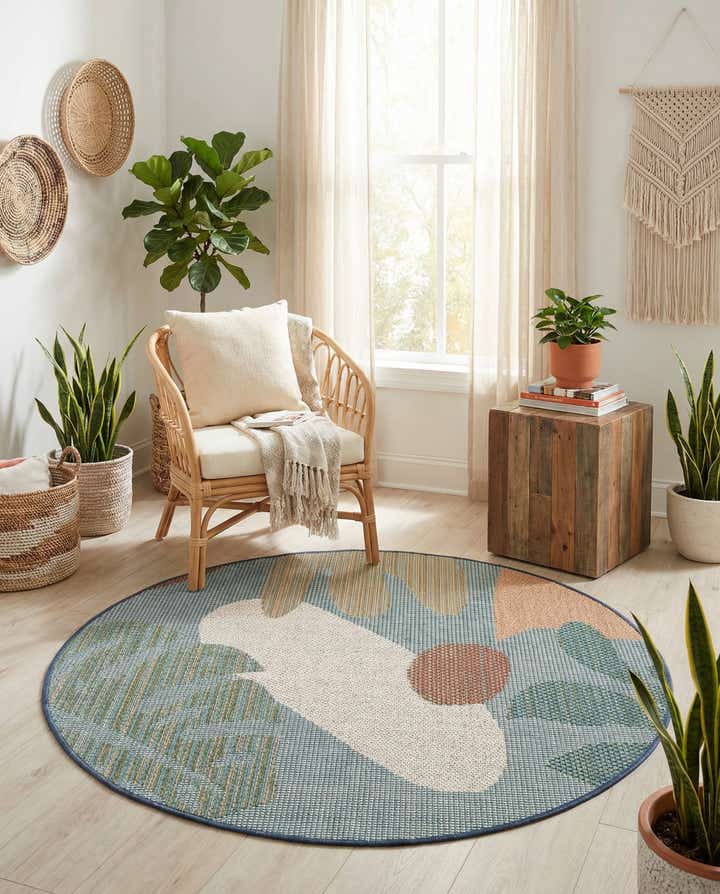 4' 1 x 4' 1 Easy-Clean Baja Indoor / Outdoor Round Rug