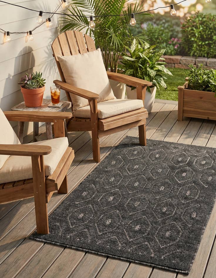 Detail image of 2' x 3'  Washable Trellis Textured Indoor / Outdoor Rug