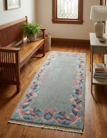 2' 5 x 4' 7 Hand Knotted Nepal Wool Rug