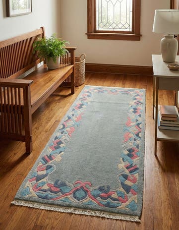 2' 5 x 4' 7 Hand Knotted Nepal Wool Rug