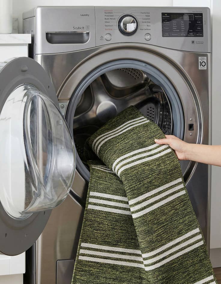 Detail image of 2' x 8'  Washable Jill Zarin Anguilla Indoor / Outdoor Runner Rug