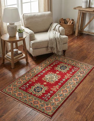 2' 8 x 4' 2 Hand Knotted Kazak Rug
