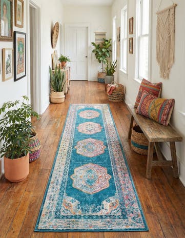 2' 7 x 13' Amulet Runner Rug