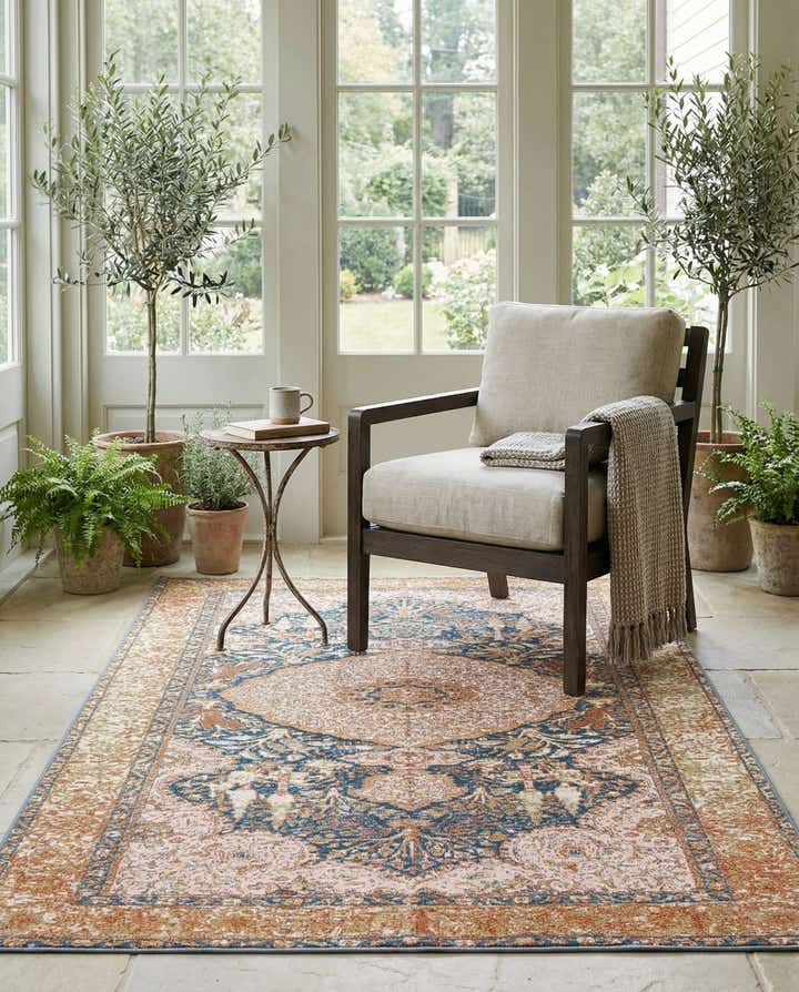 5' 3 x 7' 8 Easy-Clean Traditional Indoor / Outdoor Rug