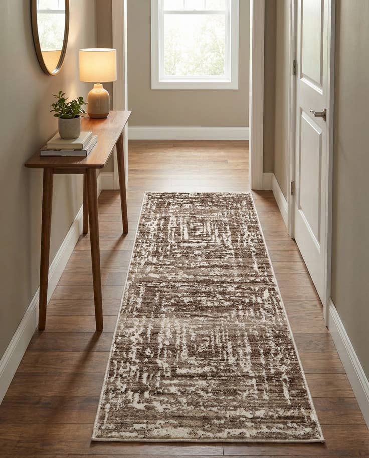Detail image of 2' x 5' Hermitage Runner Rug