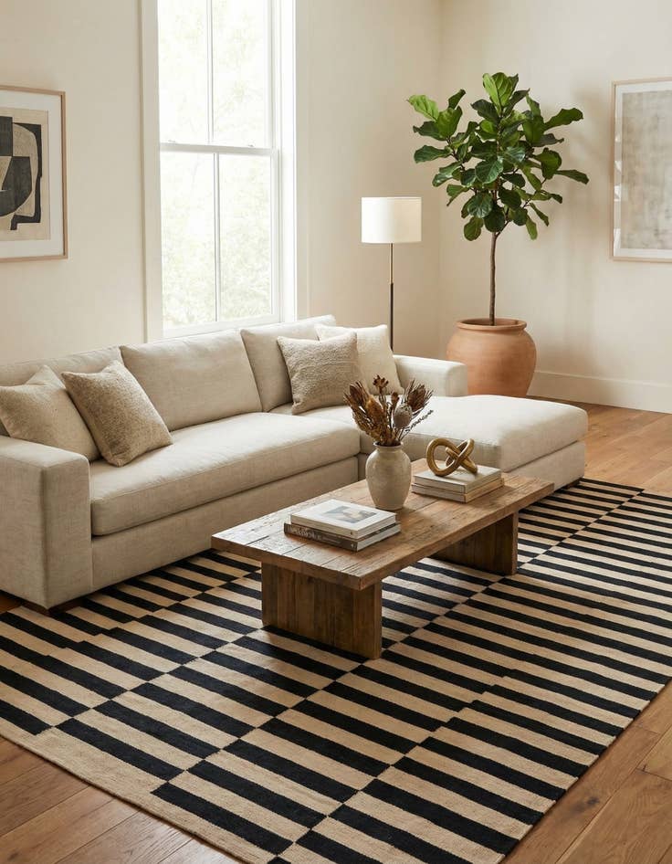 Detail image of 6' 10 x 9' 8  Hand Woven Kilim Modern Wool Rug