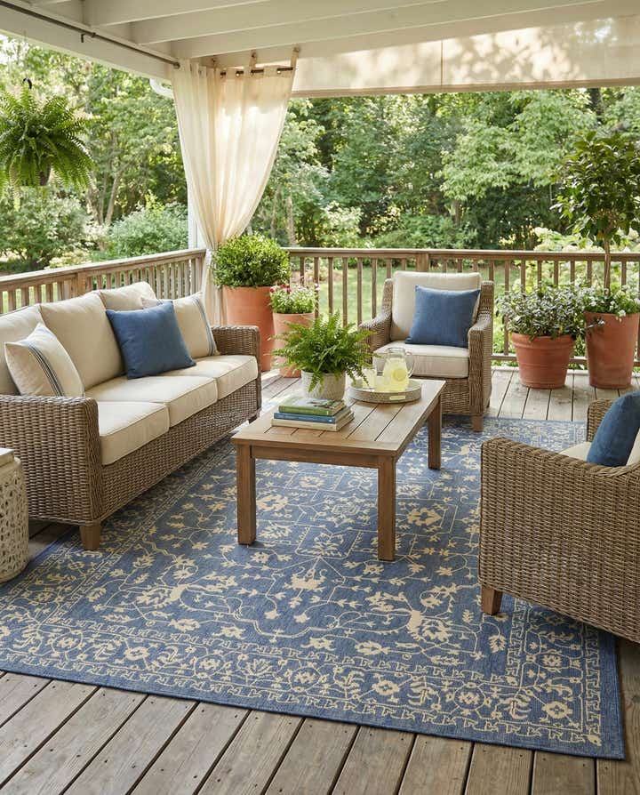 9' x 12' 2 Easy-Clean Botanical Indoor / Outdoor Rug