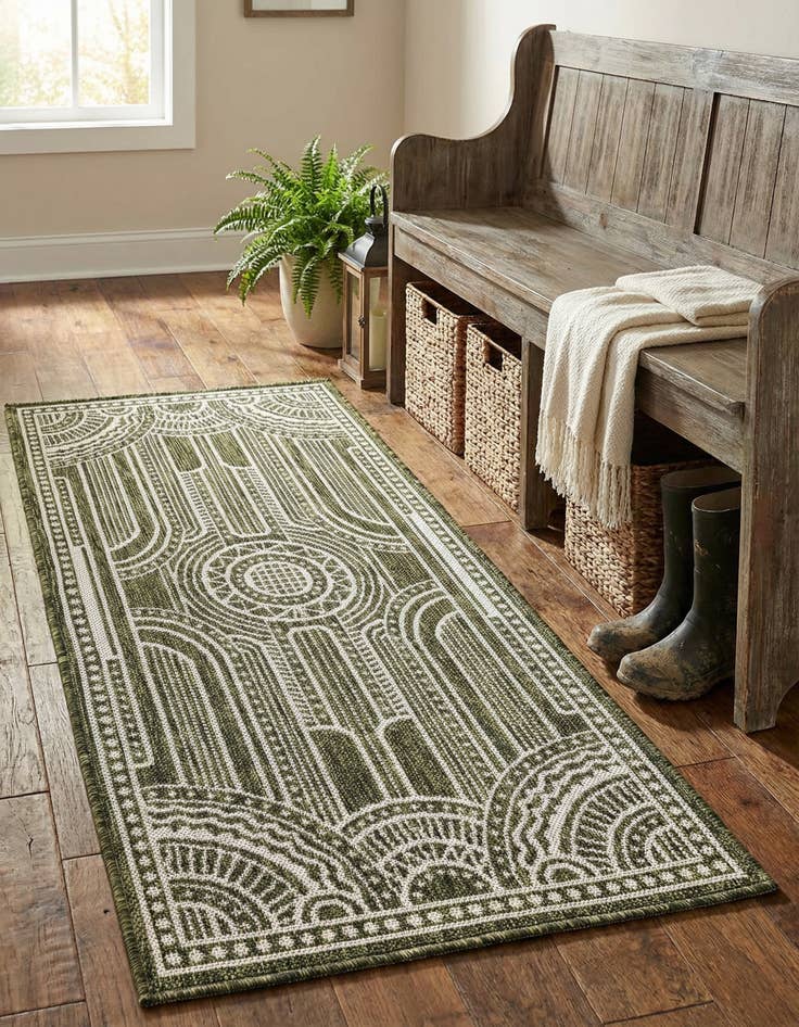 Detail image of  2' x 4'  Washable Traditional Indoor / Outdoor Runner Rug