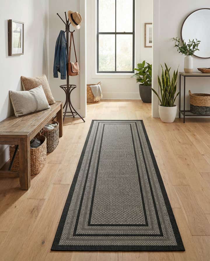 2' 7 x 10' Easy-Clean Border Indoor / Outdoor Runner Rug