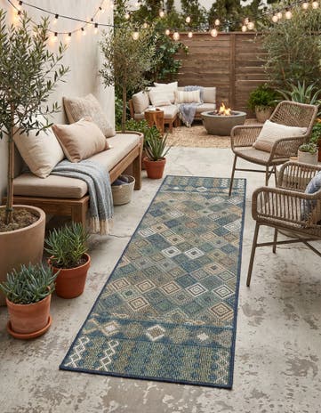2' x 7' 10 Easy-Clean Baja Indoor / Outdoor Runner Rug