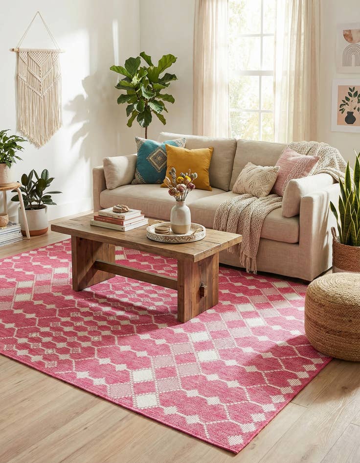 Detail image of 5' 3 x 8'  Washable Trellis Indoor / Outdoor Rug