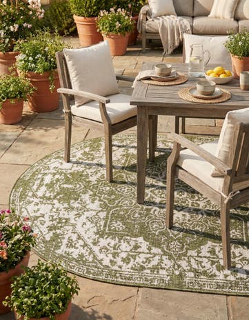 Green Easy-Clean Jill Zarin Dubai Indoor / Outdoor Oval Rug