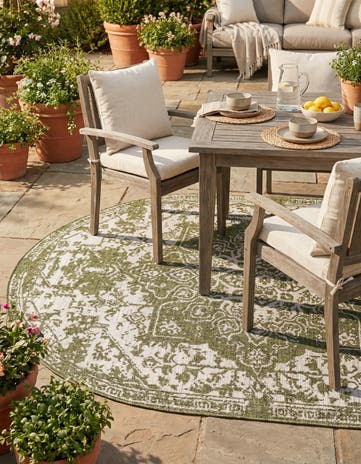 Green Easy-Clean Jill Zarin Dubai Indoor / Outdoor Oval Rug