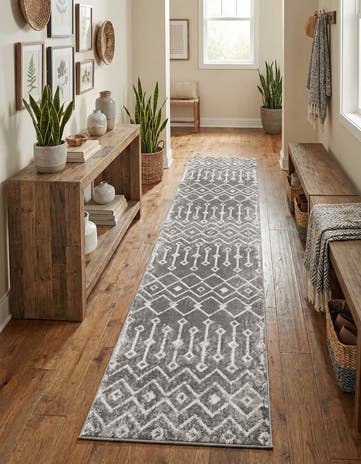 2' 7 x 13' Bohemian Trellis Runner Rug