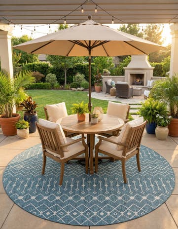 10' x 10' Easy-Clean Lattice Indoor / Outdoor Round Rug