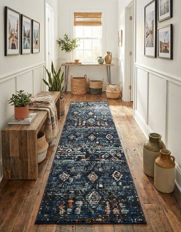 2' 7 x 10' Morocco Runner Rug