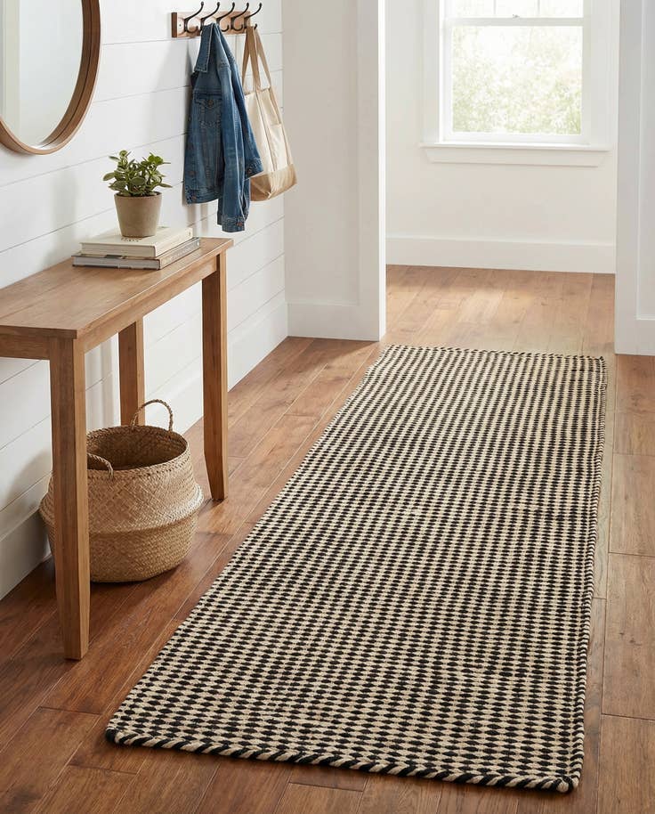 Detail image of 2' x 6' 1 Hand Woven Laurel Handwoven Jute Runner Rug