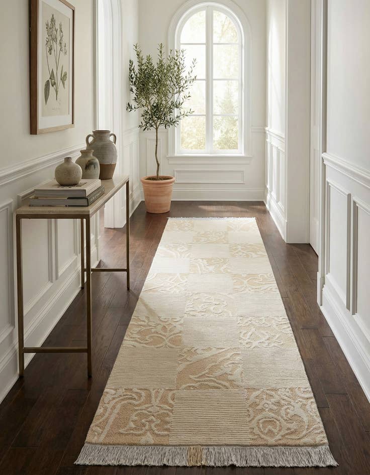 Detail image of 2' 7 x 9' 10 Darya Runner Rug