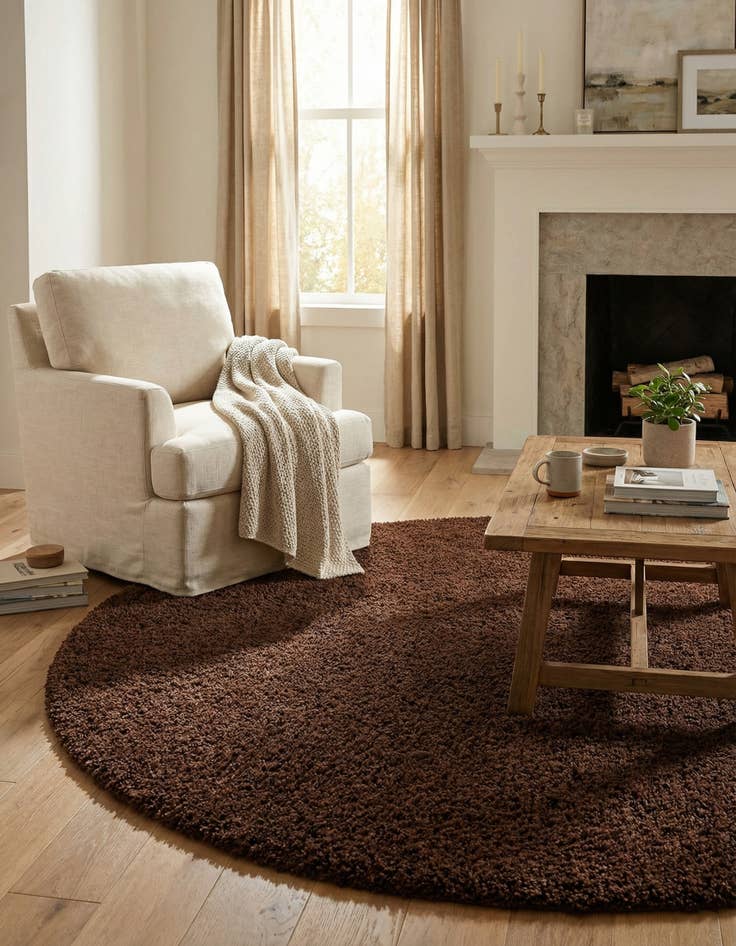 Detail image of 7' x 7' Solid Shag Round Rug