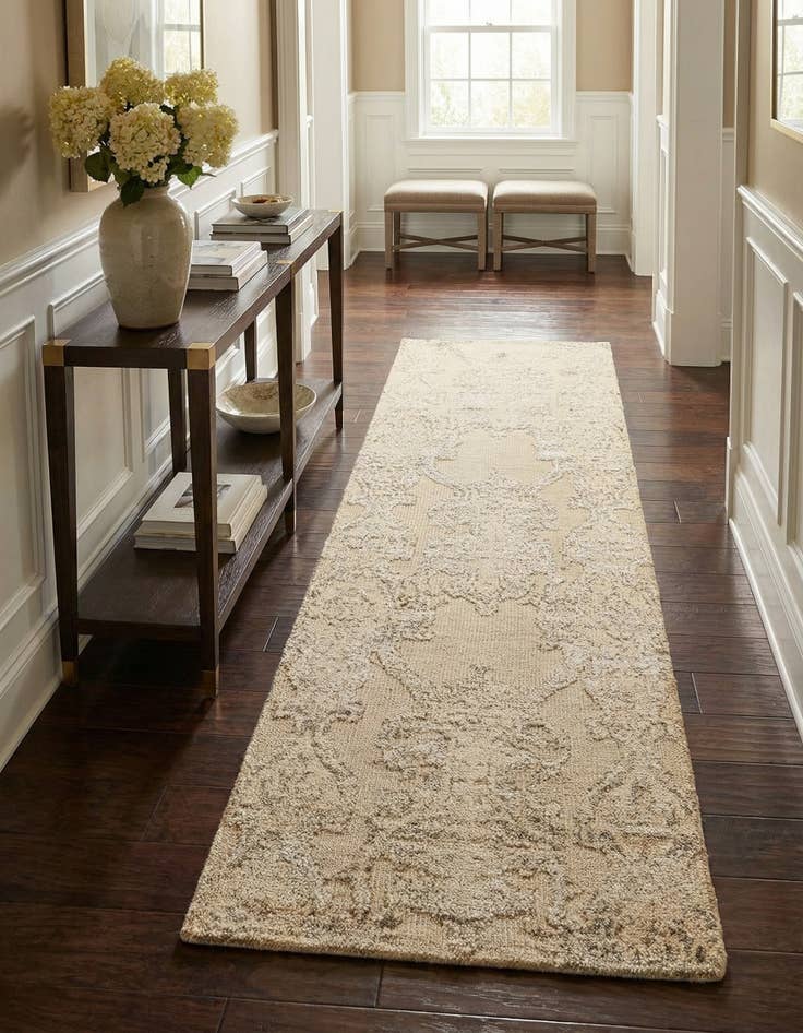 Detail image of 2' 7 x 8' 9  Hand Knotted Darya Runner Rug