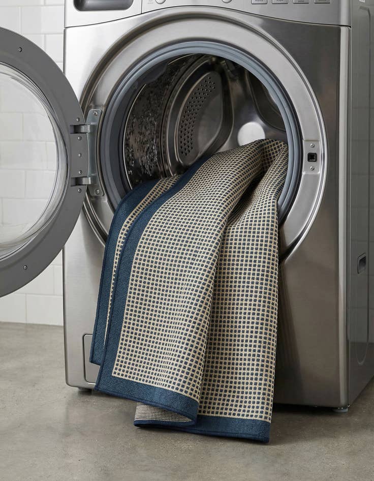 Detail image of 2' 7 x 12'  Washable Border Indoor / Outdoor Runner Rug