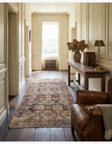 3' 9 x 7' 5 Hand Knotted Hamedan Persian Wool Runner Rug